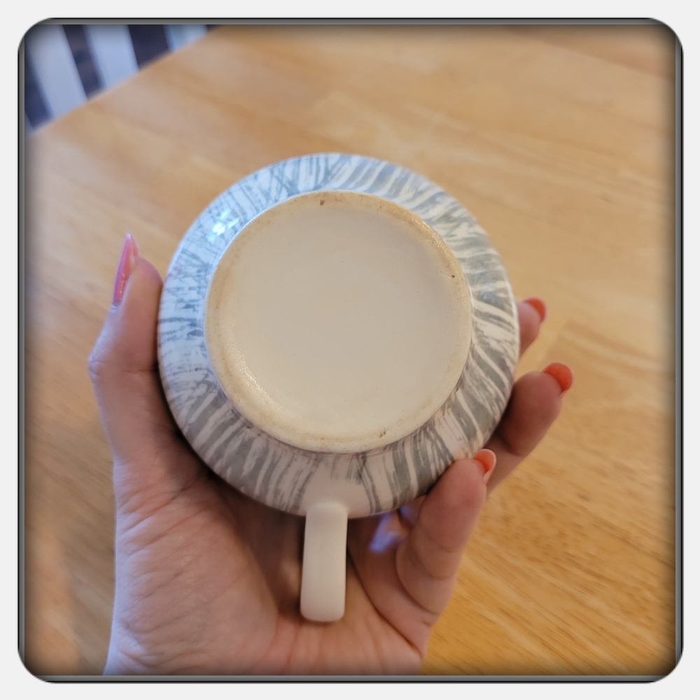 Vintage Elegant Cream and Gray Ceramic Creamer By Stetson - Picture 4 of 8